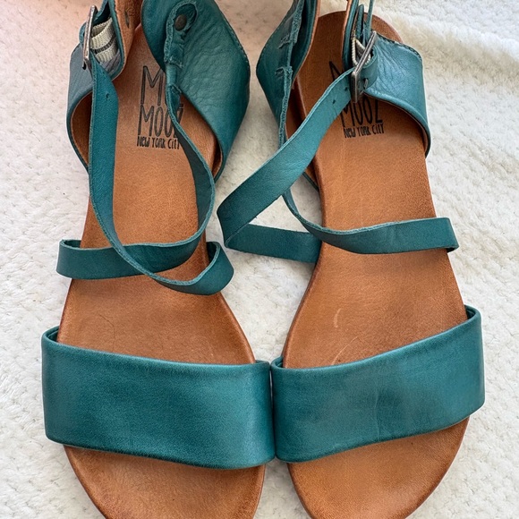 Miz Mooz Women's Alanis Turquoise Leather Strappy Flat Sandals Size 36 US 6 - Picture 1 of 7